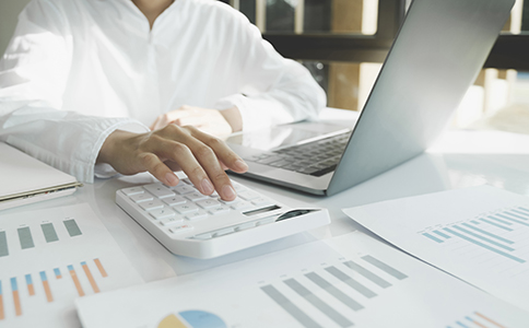 不同規模企業選擇記賬代理公司的建議